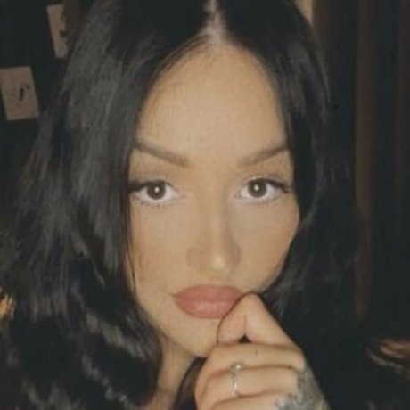 Ren Parker naked actress photo