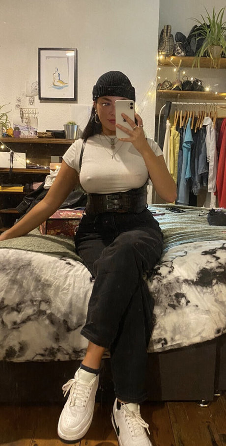 Ceara Maya pretty model pics