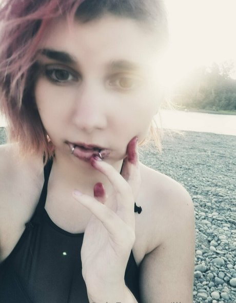 Skylar Rose Zombiez top star picture