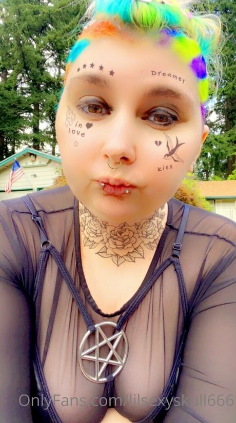 Skylar Rose Zombiez star nude pics