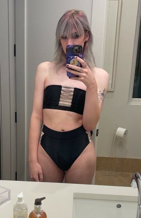 Zelda McKay art star images