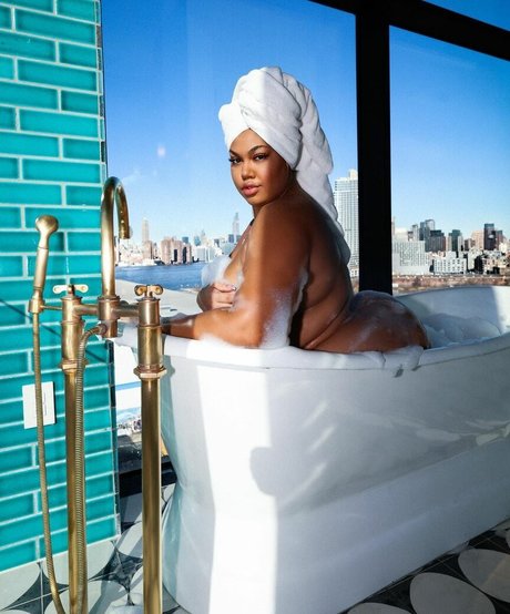 Alexus Danisha sexy model archive