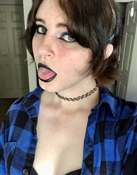 Scarlet Skeie model porn galleries