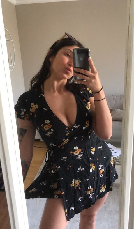 thattgirljessy model naked images