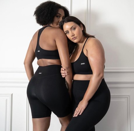 Yasmine MInovski hd model photos