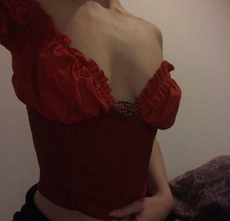 Sabina Jasmine model hot pic