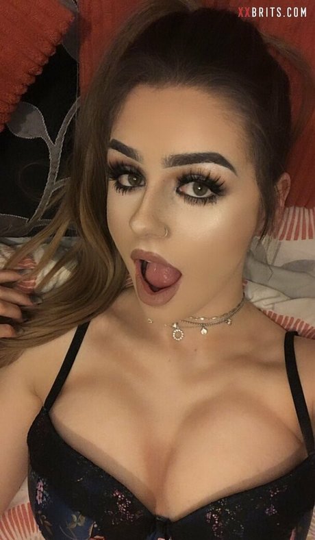 Leah Shaw star free picture