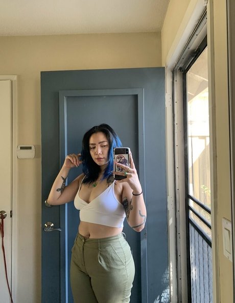 ih8vegans pornographic model galleries