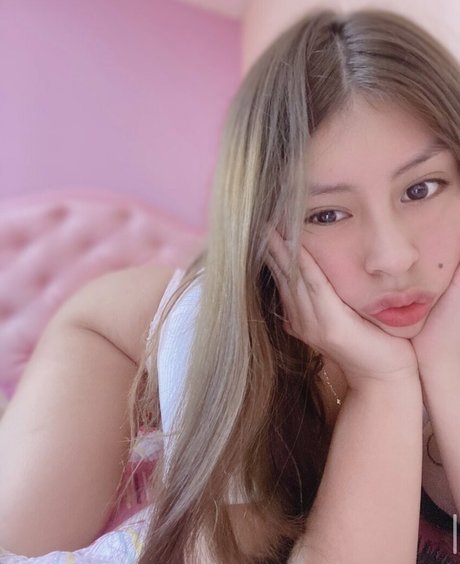 PaolaSweet18 free actress pictures