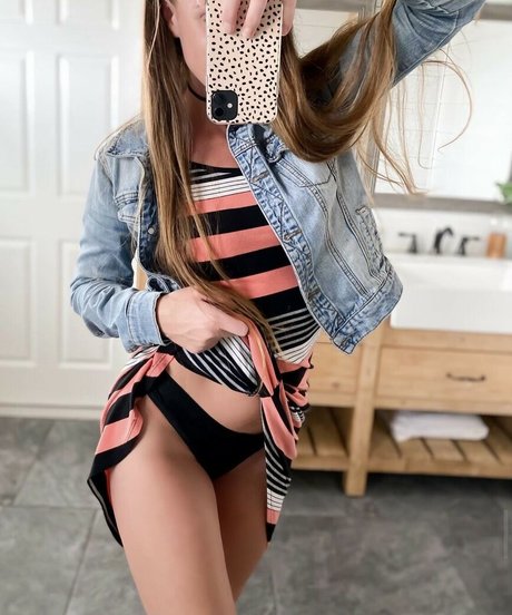 Chivette1232 porn actress gallery