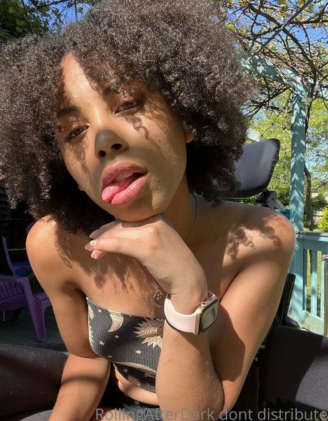 immarollwithit erotic actress picture