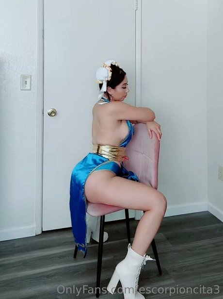 Alerzt3 nudes model pics