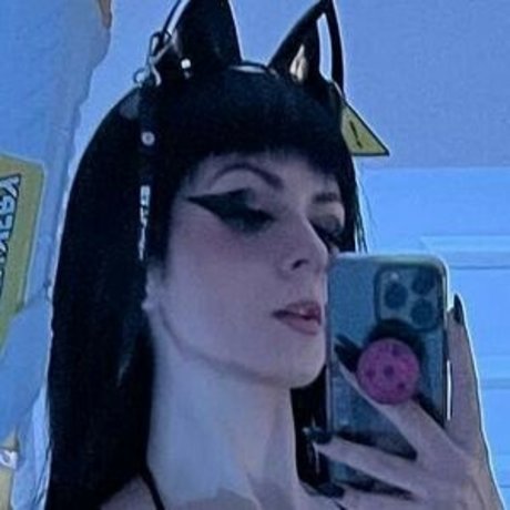 PeachyFry pornographic star photo