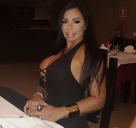 Carolina Luna model nice archive