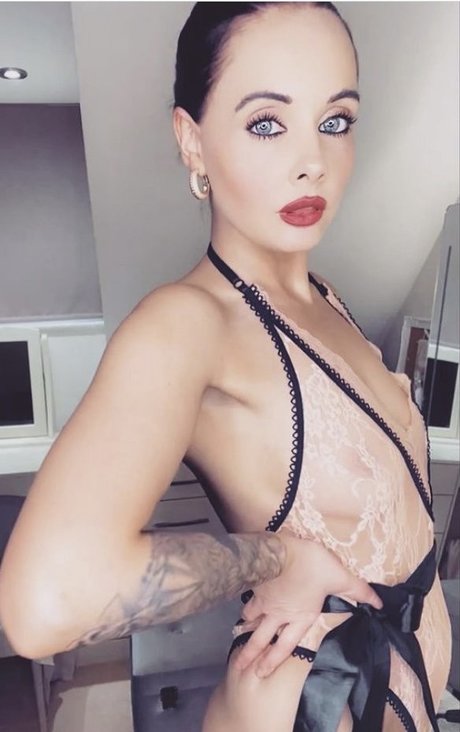 Sofloxy nice pornstar img