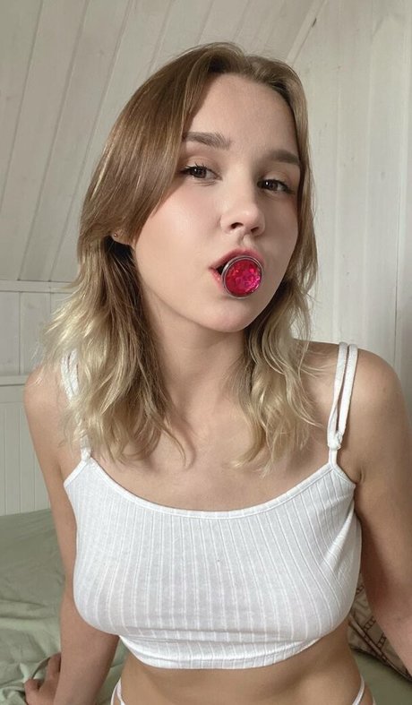 DollHole GrabFuck model sex images