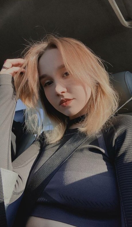 DollHole GrabFuck pornstar art archive