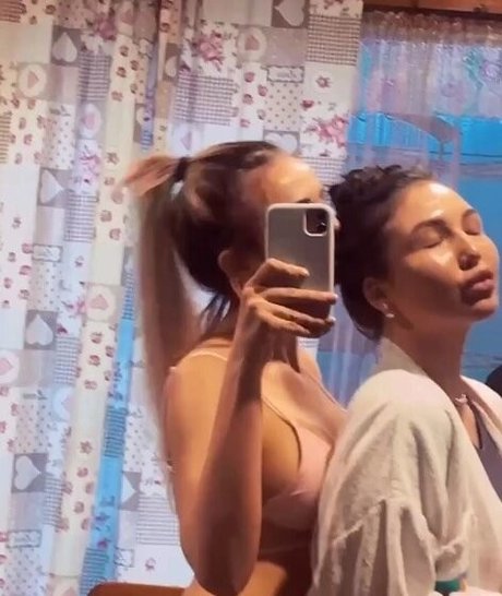 chikagokate sexy star img