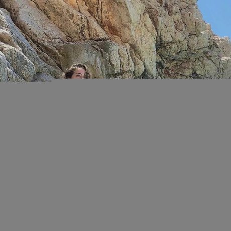 ssezzzenn nudes actress galleries