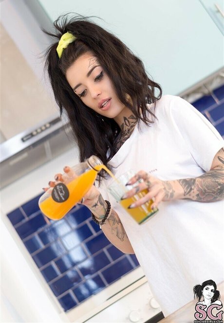 lilith sg pornstar pretty image