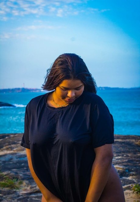 Jasmini Rodrigues high quality star pictures