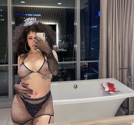 tastemone star pornographic images