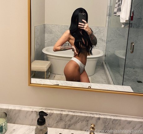 Zahrainchains pornstar pretty pics