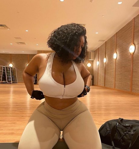 brittney tonee star hd picture