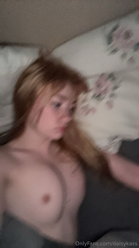 Lazyydaisy69 naked star picture