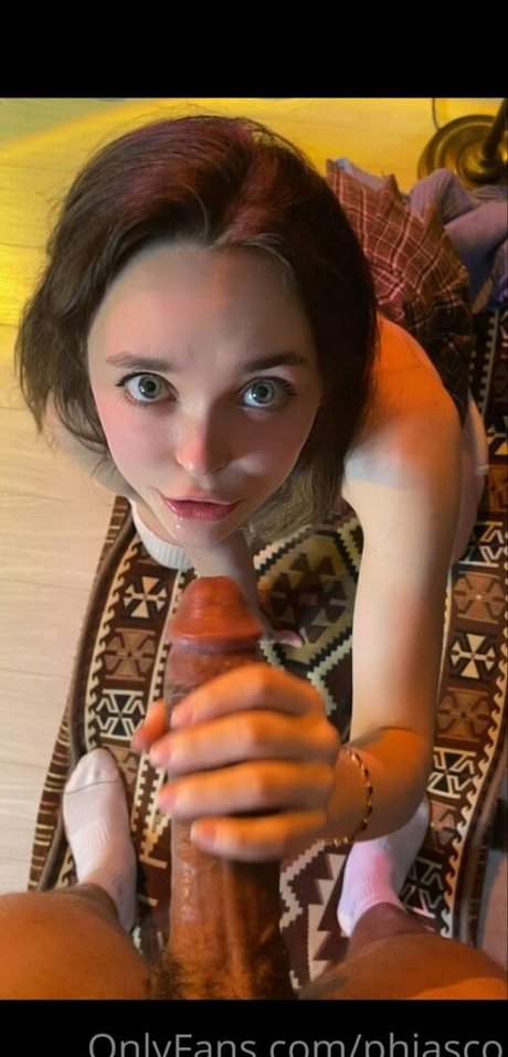 hot blonde onlyfans porn pic