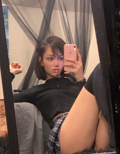 Demonk1tty erotic model picture