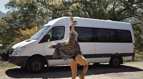 rosievanlife model pretty photos