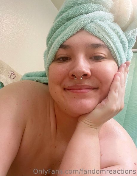 schoolgirl onlyfans beautiful img