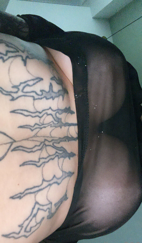 Redimp666 art model pic