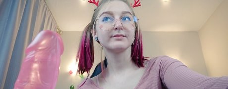 Lana Delmar exclusive star pics