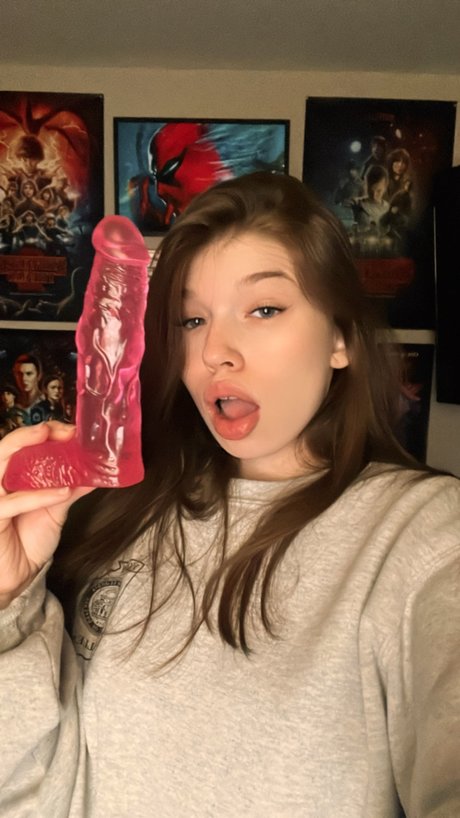 Marvelmadi model naked img