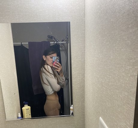 Tiffany Botello model top pic