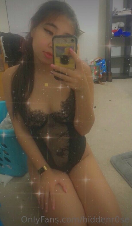 Hiddenr0se pornstar exclusive photo