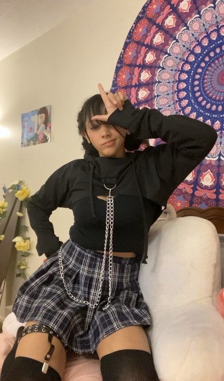 ASMR Aspen model high quality photos