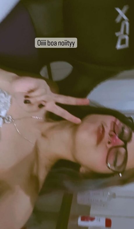 Nona Whitem free star archive