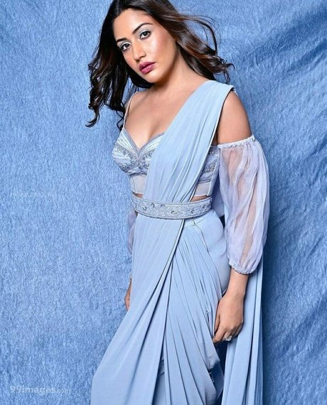 hairy bush onlyfans free porn picture