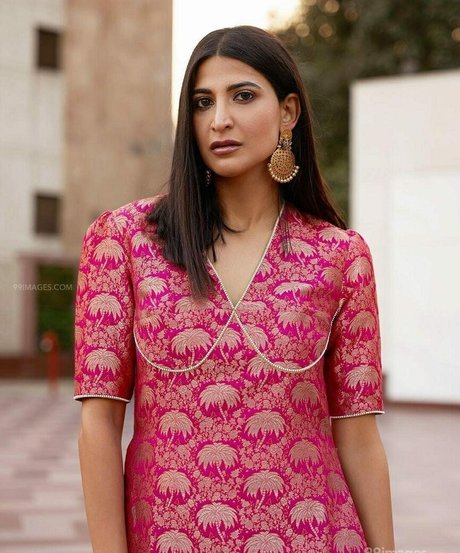 Aahana Kumra hot star images