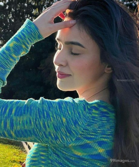 Ankitta Sharma model adult pictures