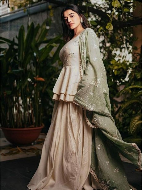 Ketika Sharma model naked image