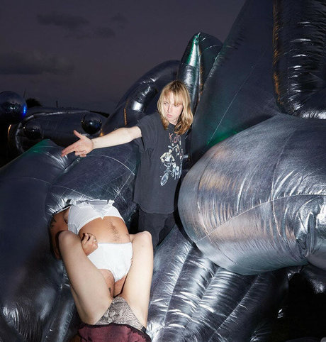 Liz Lee hd model images