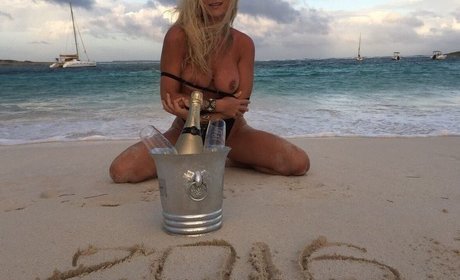 victoaria ww pornstar hot pic