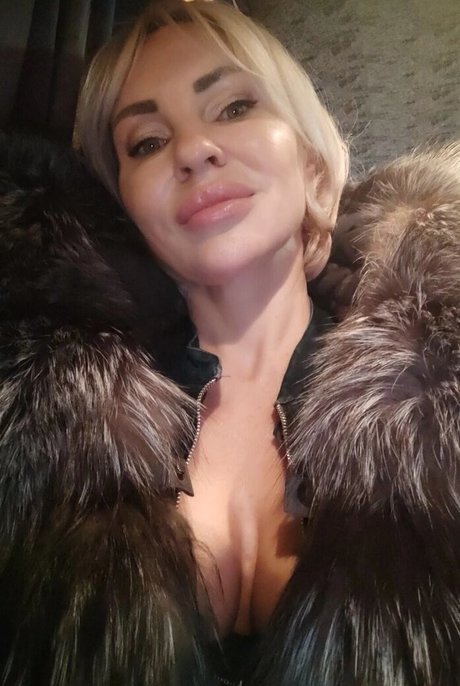 Hotnessi adult model pics