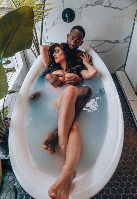 Erika Atomika sex pornstar pics