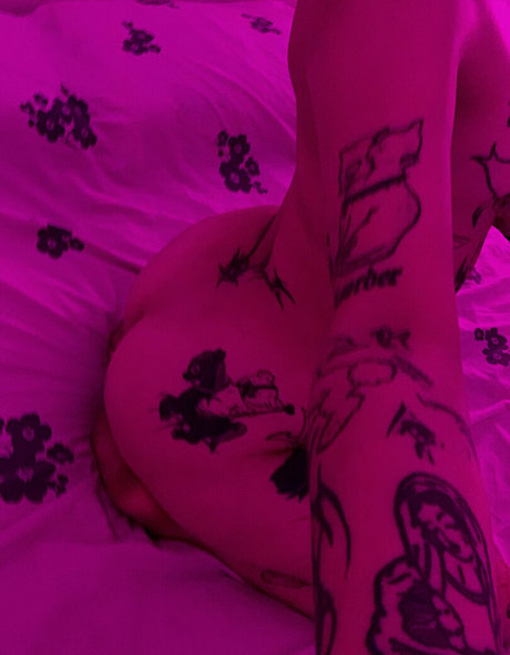 hardsentimentalz nudes star pic