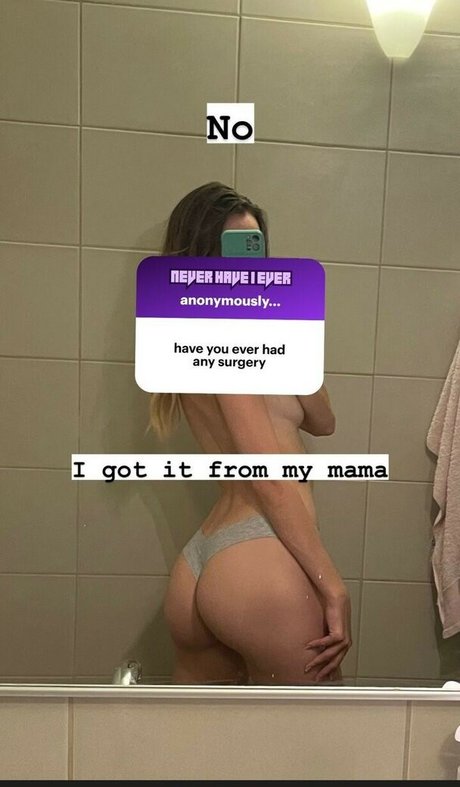 EllaMooncak star high quality photos